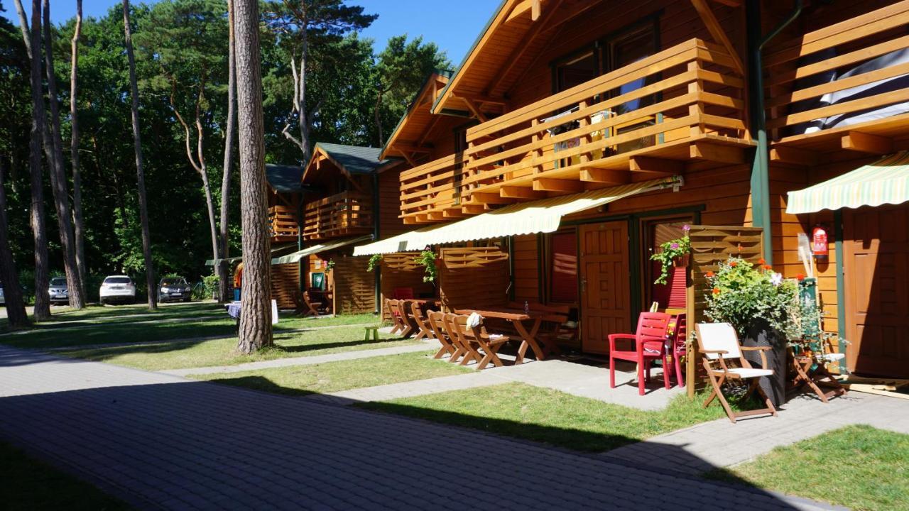 Natura Park Ustronie Morskie - Domki, Apartamenty Екстер'єр фото