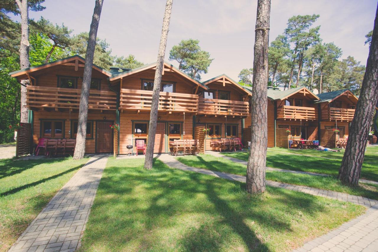 Natura Park Ustronie Morskie - Domki, Apartamenty Екстер'єр фото