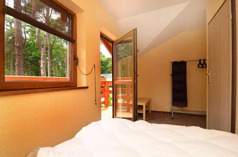 Natura Park Ustronie Morskie - Domki, Apartamenty Екстер'єр фото